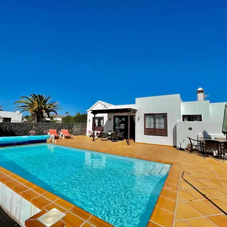 Pilar Villa Playa Blanca (Lanzarote)
