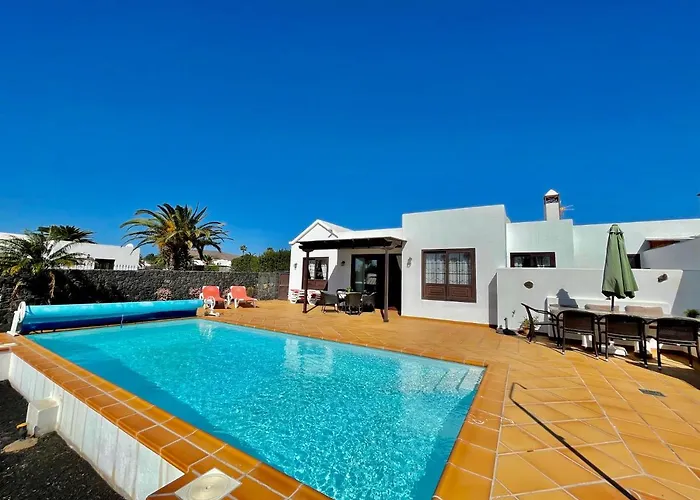 Pilar Villa Playa Blanca (Lanzarote)
